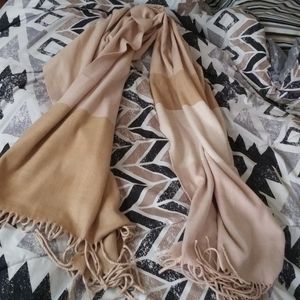 Winter wrap/ scarf